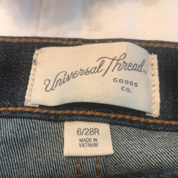 NWOT Universal Thread High Rise Skinny Jeans Size 6/28R Dark Wash Raw Hem - Picture 5 of 10